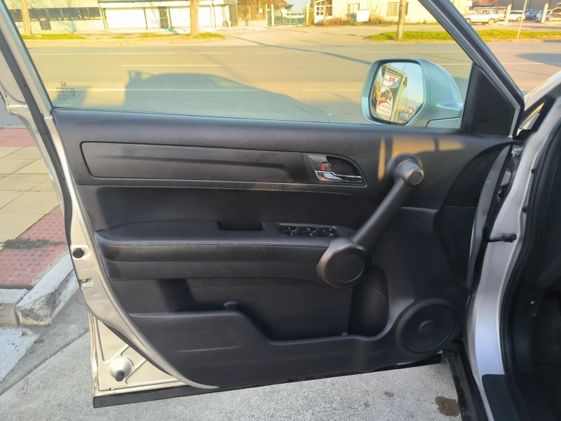 Honda Cr-v 2.0i, снимка 12 - Автомобили и джипове - 52651730