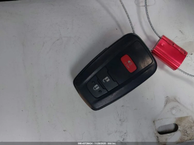 Toyota C-HR XLE, снимка 11 - Автомобили и джипове - 53183229