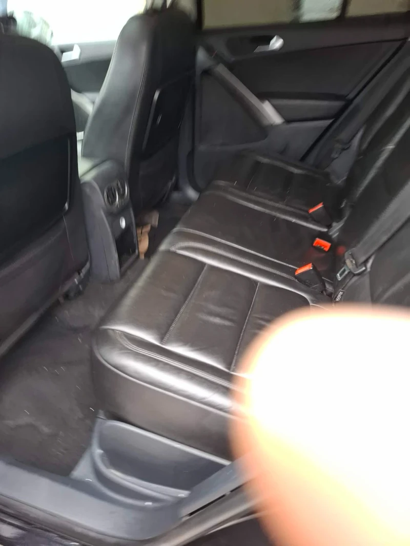 VW Tiguan, снимка 9 - Автомобили и джипове - 53337354