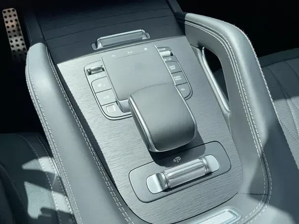 Mercedes-Benz GLE 63 S AMG 4Matic+ = Premium = Гаранция, снимка 10 - Автомобили и джипове - 53154202