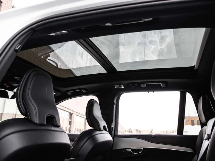 Volvo Xc90 T6| R-DESIGN| NAV| SUNROOF| HEATED STEERING| ACC| , снимка 12 - Автомобили и джипове - 53537184