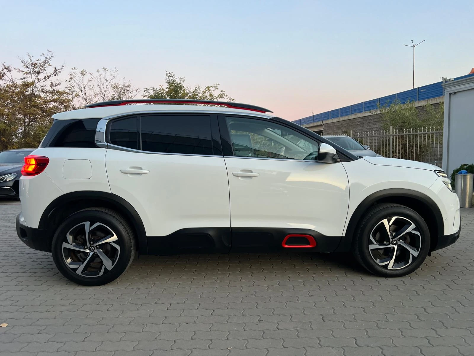 Citroen C5 Aircross 2.0HDi 181кс SHINE  - изображение 6