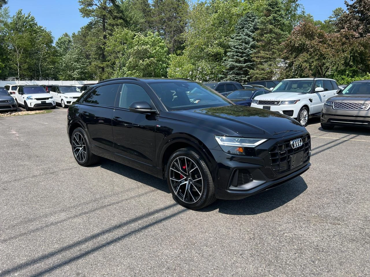 Audi Q8 S-LINE* BLACK OPTIC* DISTRO* DIGITAL* KEYLESS* B&O - изображение 2