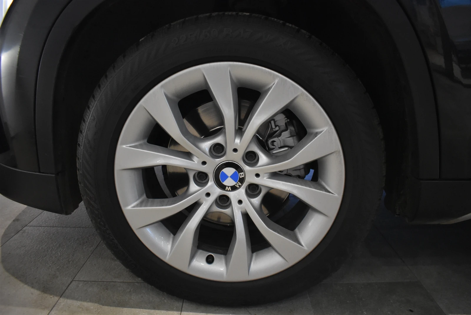 BMW X1 xDrive18d - изображение 5