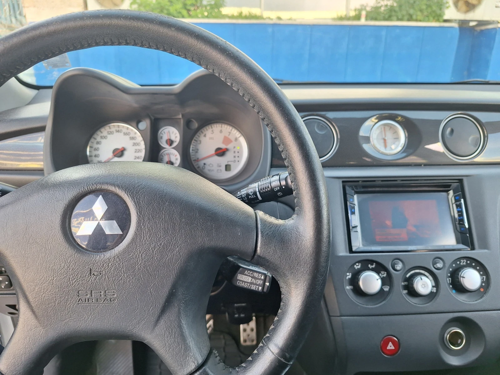 Mitsubishi Outlander Газ/Бензин, снимка 5 - Автомобили и джипове - 54305062