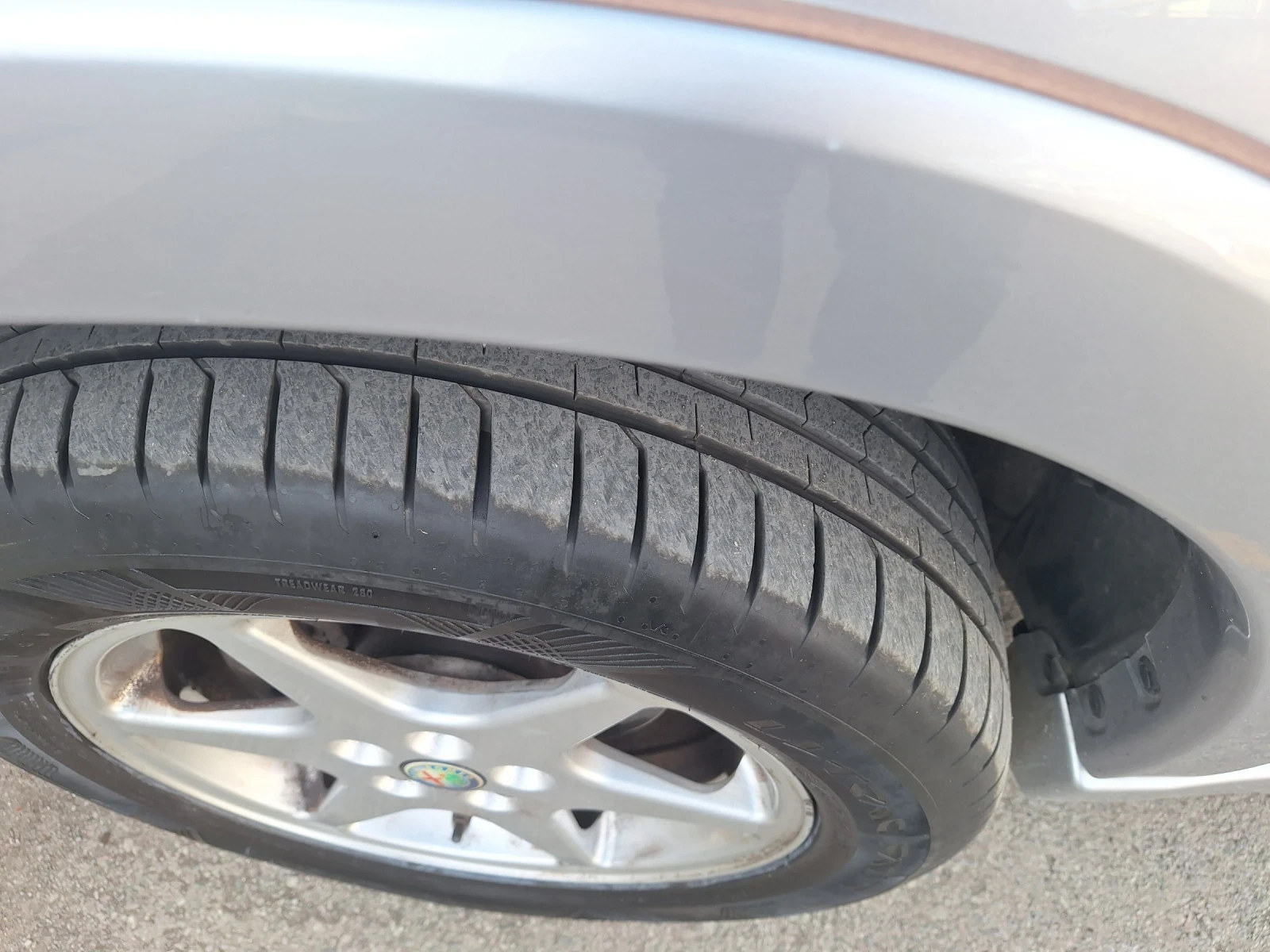 Mitsubishi Outlander Газ/Бензин, снимка 9 - Автомобили и джипове - 54305062