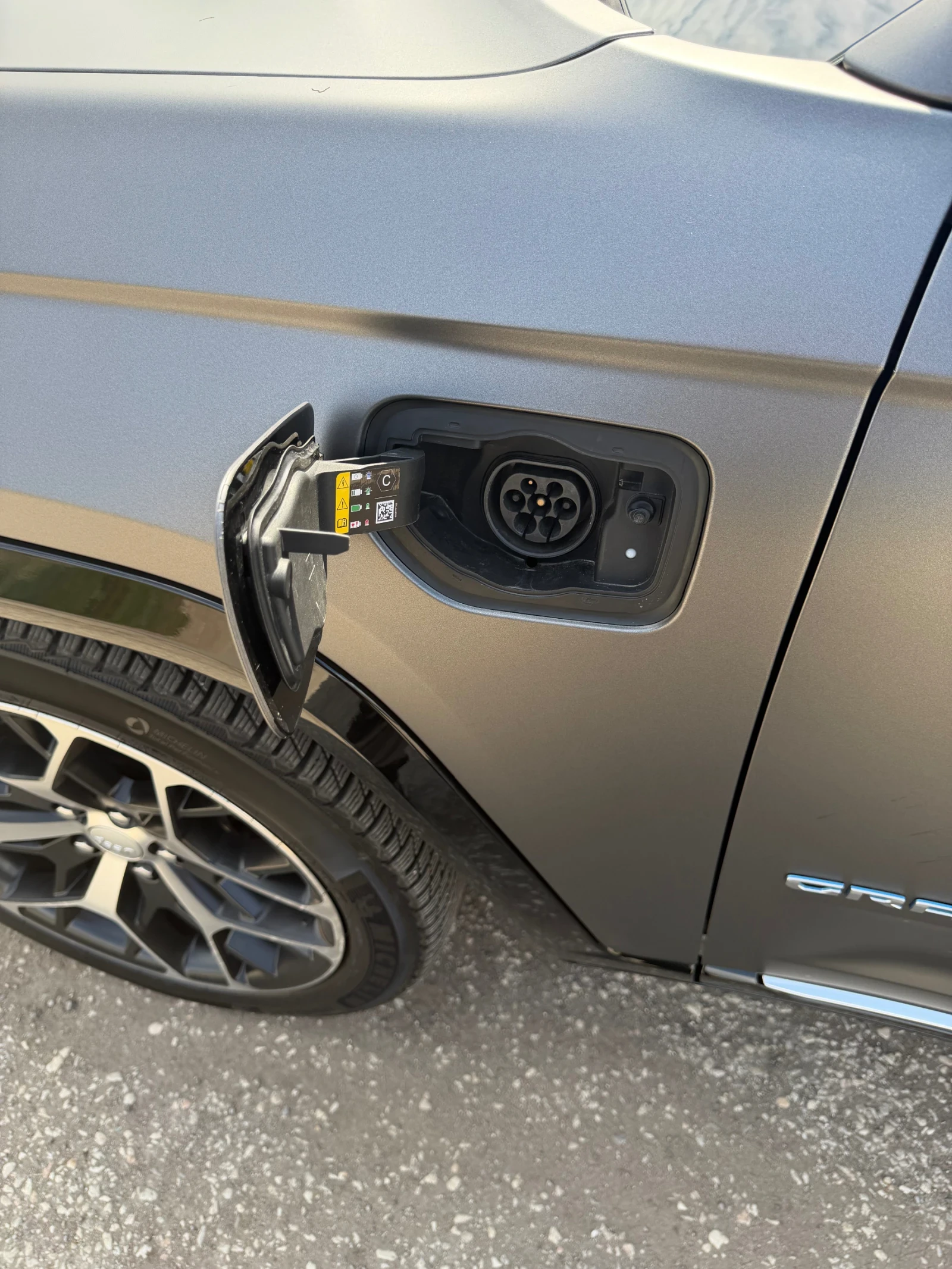 Jeep Grand cherokee Jeep Grand Cherokee 2.0 4xe PHEV Summit Reserve, снимка 8 - Автомобили и джипове - 54919081