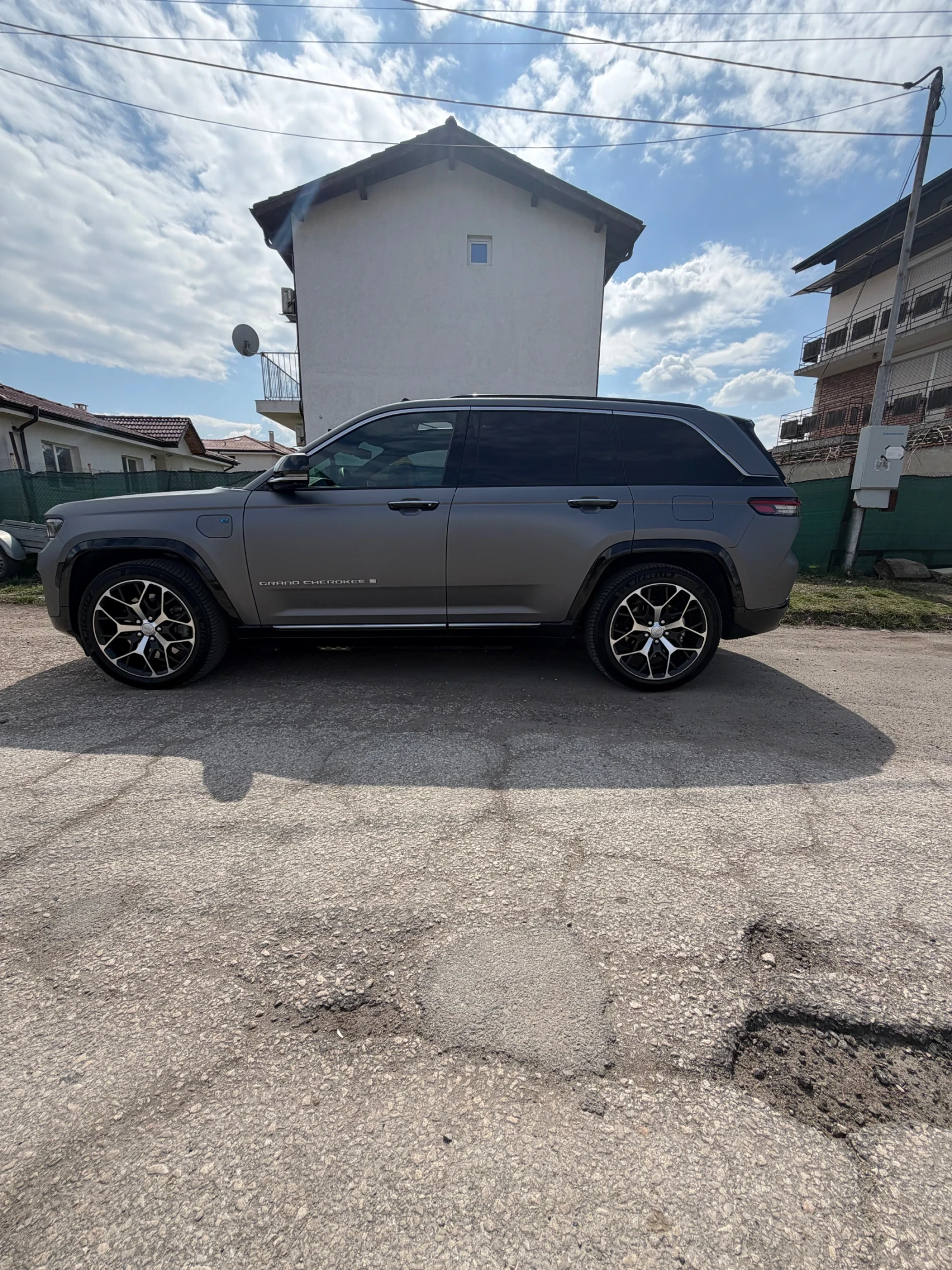 Jeep Grand cherokee Jeep Grand Cherokee 2.0 4xe PHEV Summit Reserve, снимка 5 - Автомобили и джипове - 54919081