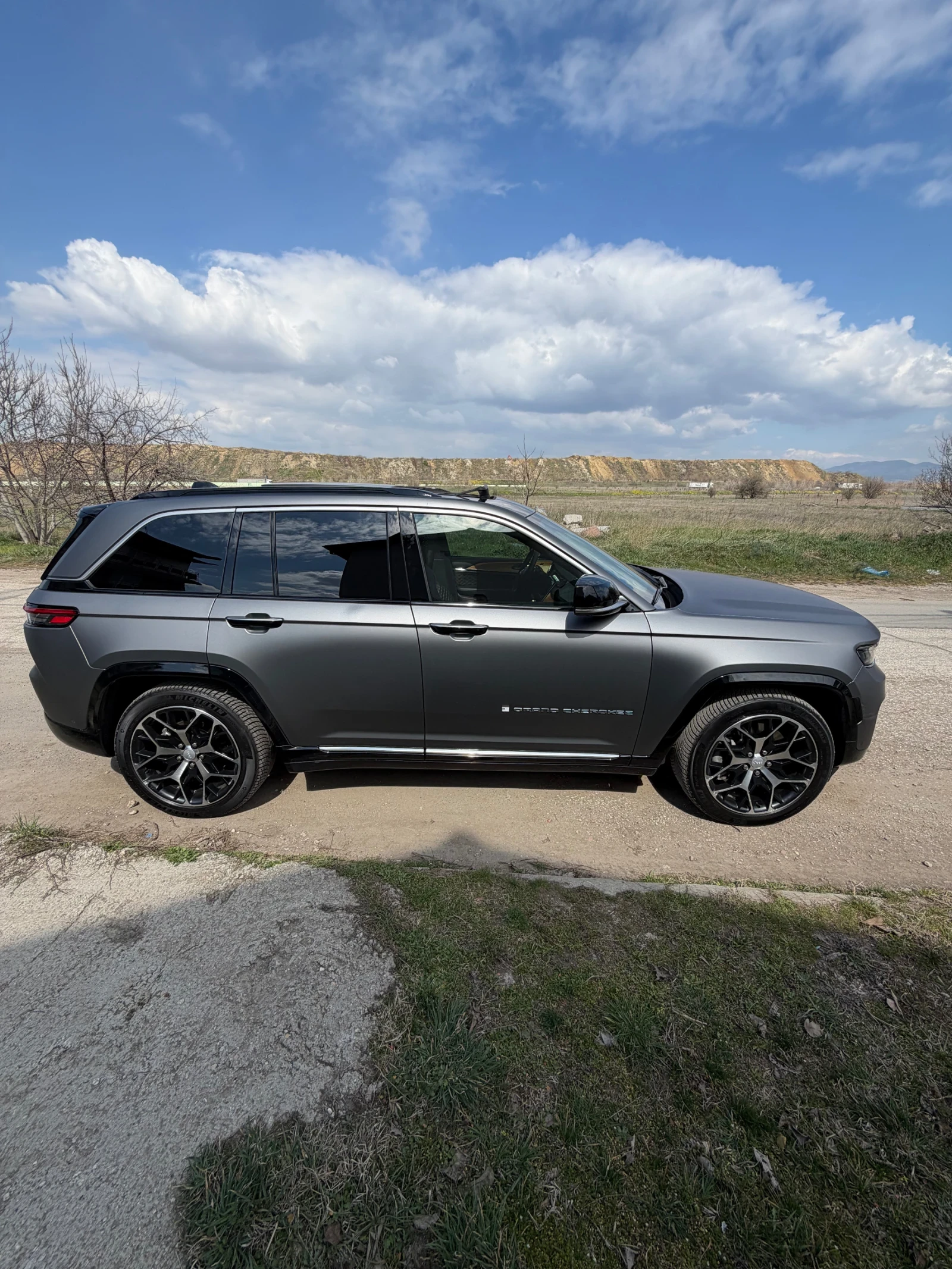 Jeep Grand cherokee Jeep Grand Cherokee 2.0 4xe PHEV Summit Reserve, снимка 4 - Автомобили и джипове - 54919081
