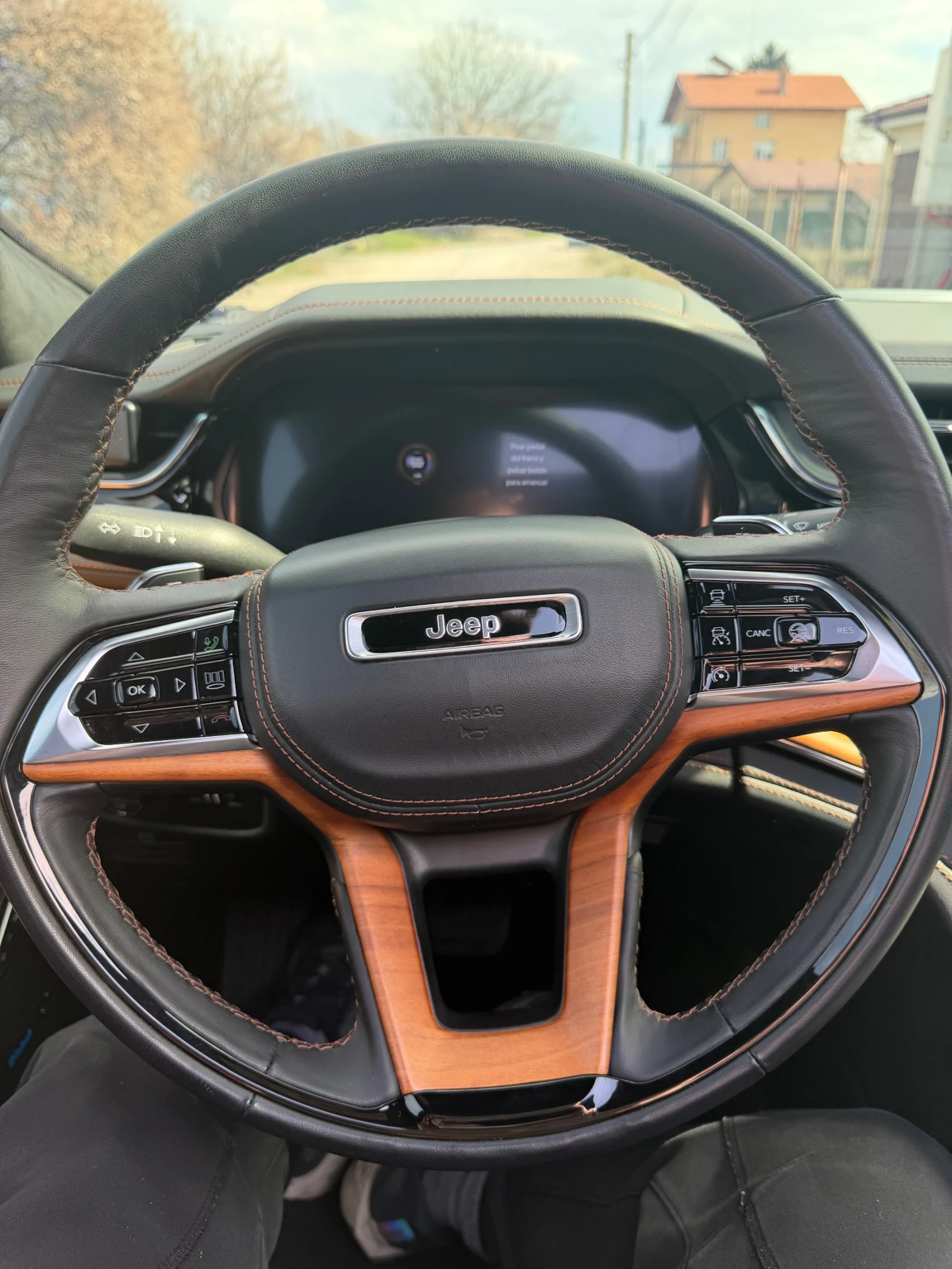 Jeep Grand cherokee Jeep Grand Cherokee 2.0 4xe PHEV Summit Reserve, снимка 13 - Автомобили и джипове - 54919081