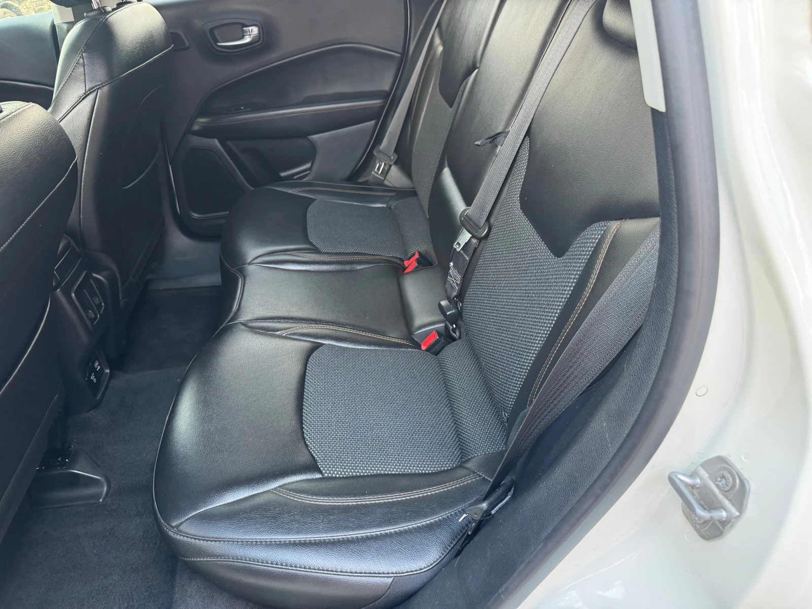 Jeep Compass 2.0 d AUTOMAT, снимка 8 - Автомобили и джипове - 55088403