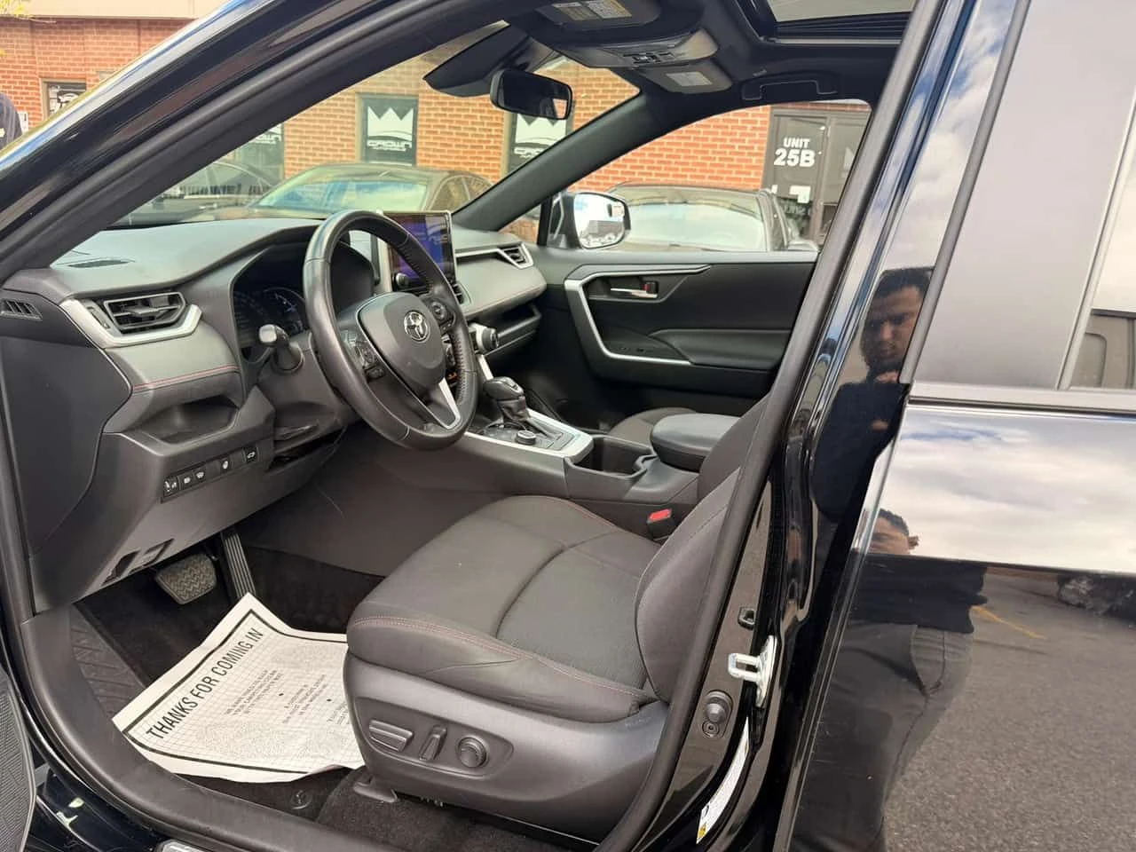 Toyota Rav4 * SE AWD * CARFAX *  ОПЦИЯ ЗА ФИНАНСИРАНЕ, снимка 5 - Автомобили и джипове - 55425463