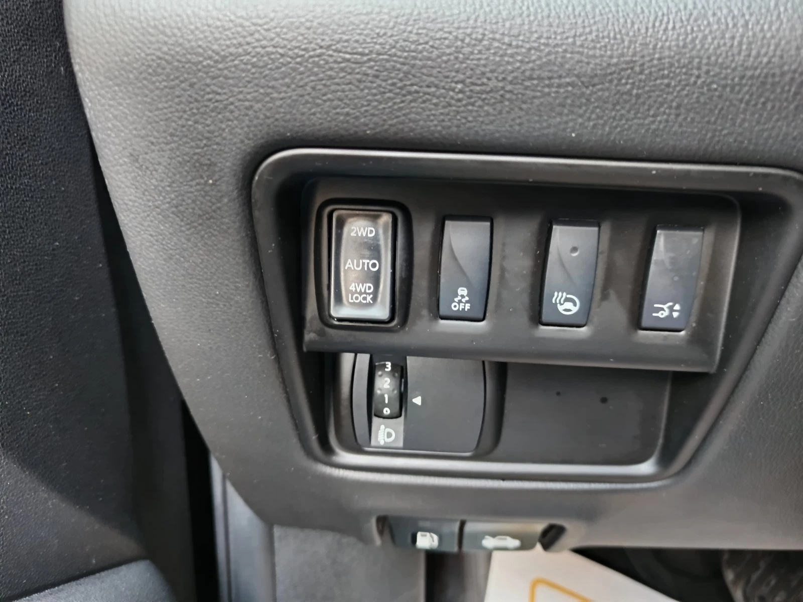 Renault Koleos 2.0dCi/ 190к.с./ 4Х4, снимка 10 - Автомобили и джипове - 55926930