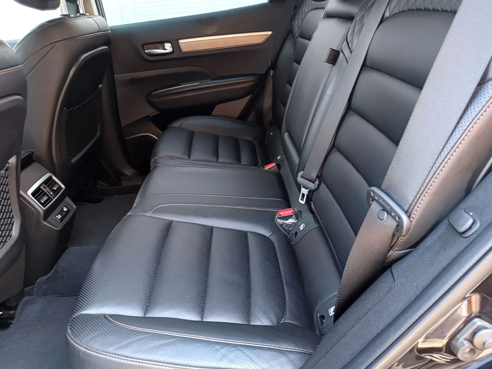 Renault Koleos 2.0dCi/ 190к.с./ 4Х4, снимка 14 - Автомобили и джипове - 55926930