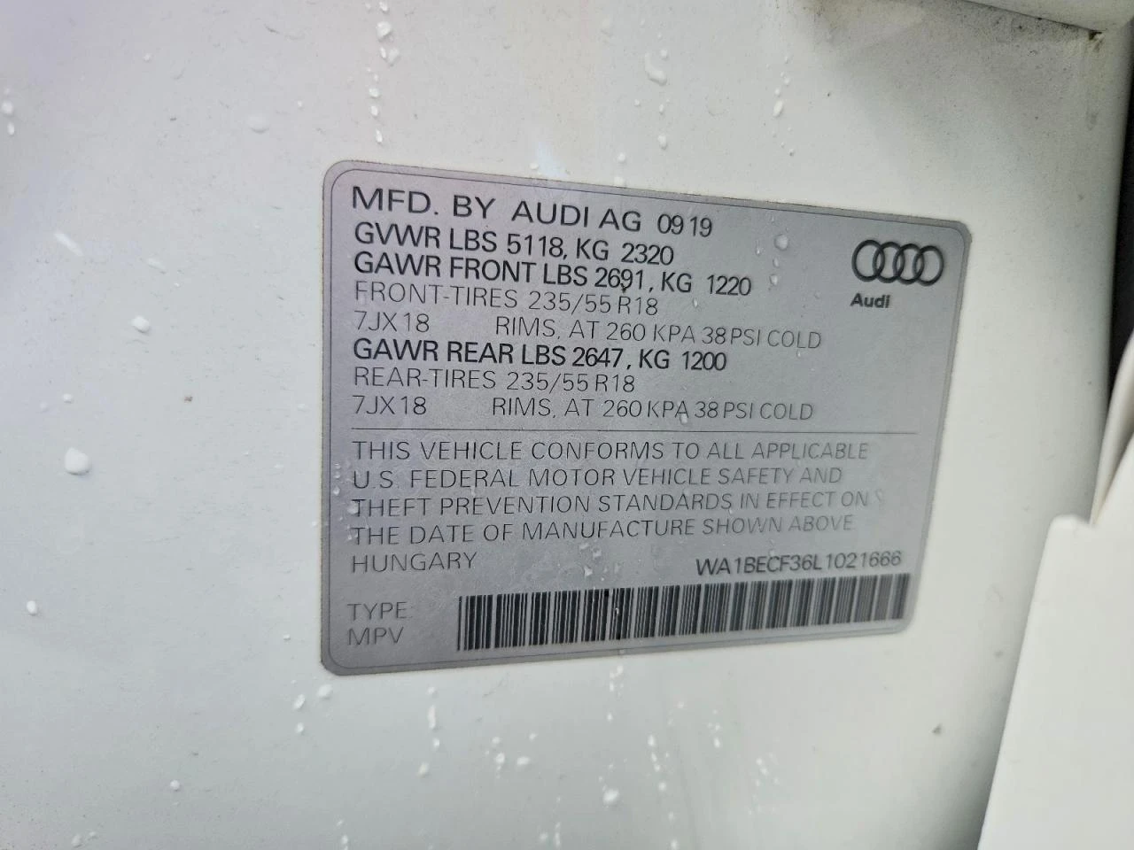 Audi Q3 2.0l Premium Plus, снимка 13 - Автомобили и джипове - 56084582