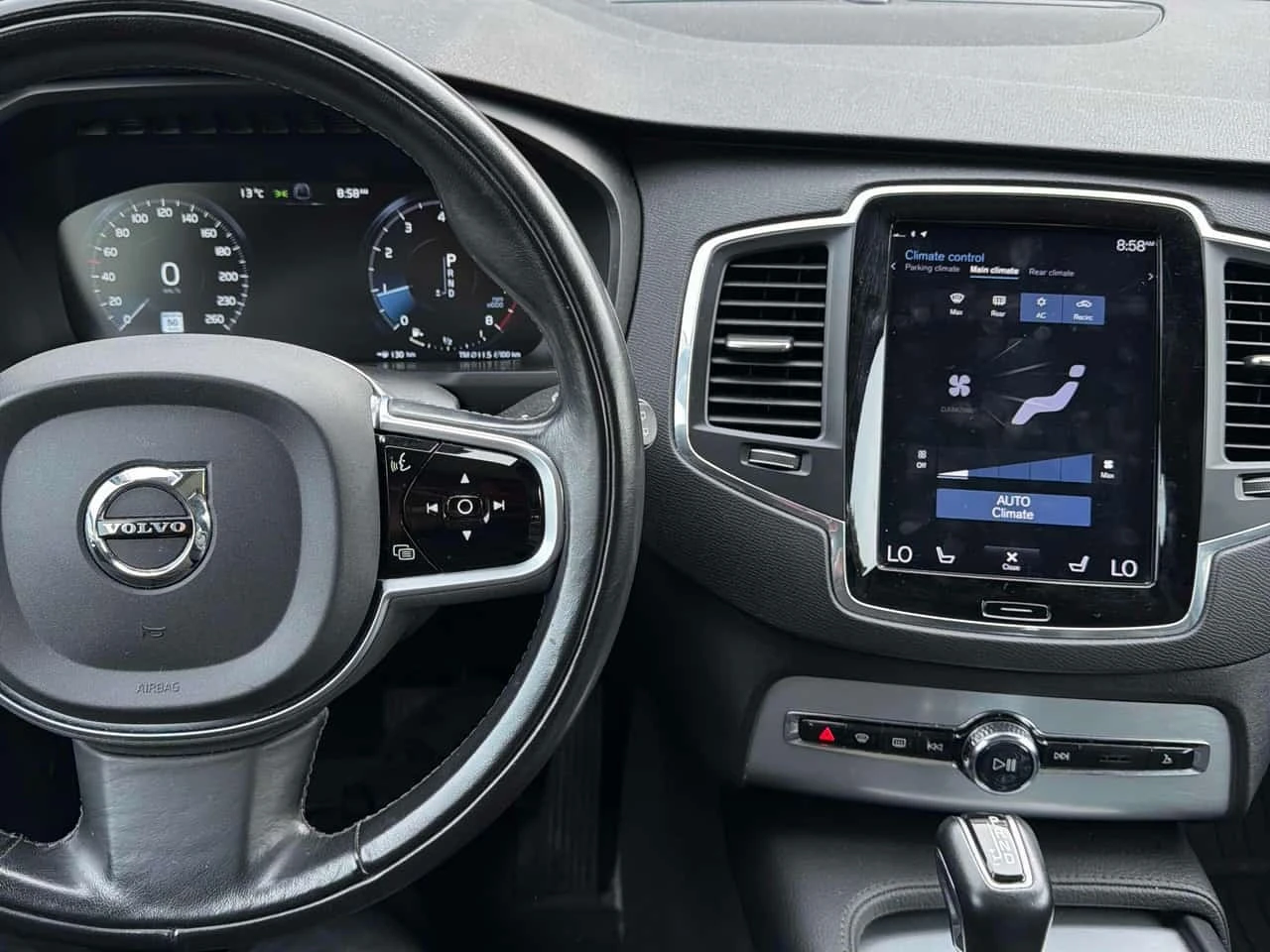 Volvo Xc90 * Momentum * АВТОКРЕДИТ БЕЗ ПЪРВОНАЧАЛНА ВНОСКА* , снимка 9 - Автомобили и джипове - 56240781