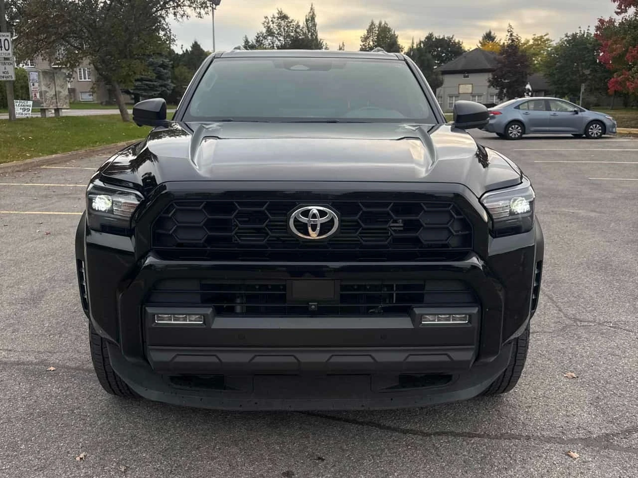 Toyota 4runner Hybrid | CARFAX | БЕЗ ИНЦИДЕНТИ, снимка 2 - Автомобили и джипове - 56309598