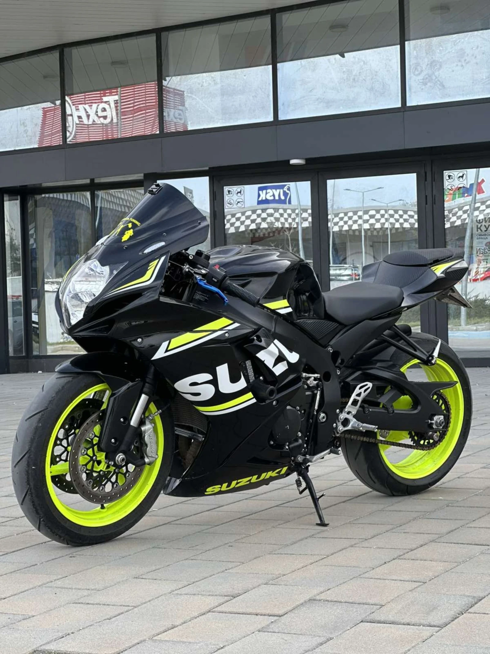 Suzuki Gsxr 600 - изображение 6