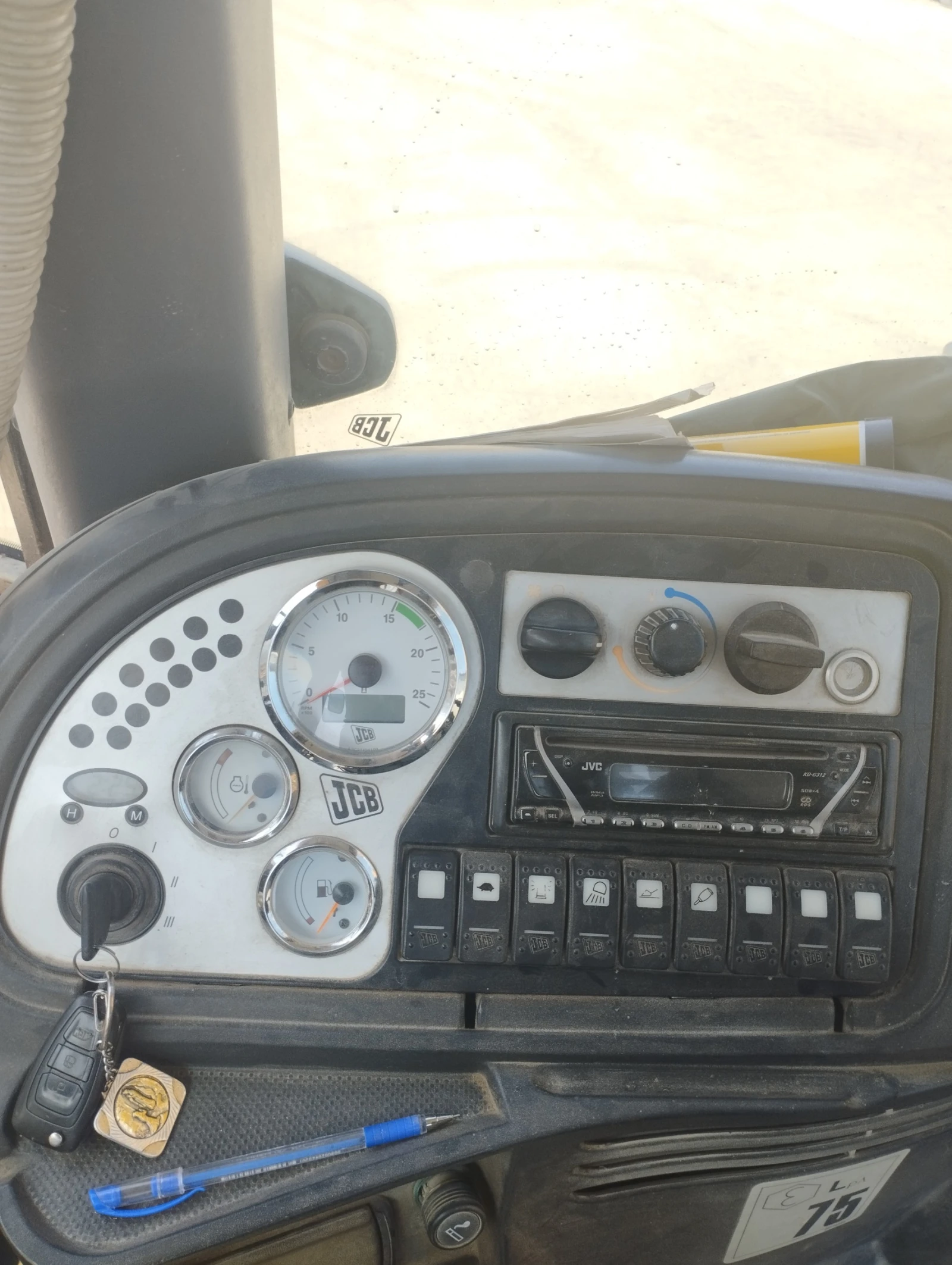 Багер JCB 4CX, снимка 5 - Индустриална техника - 55949682