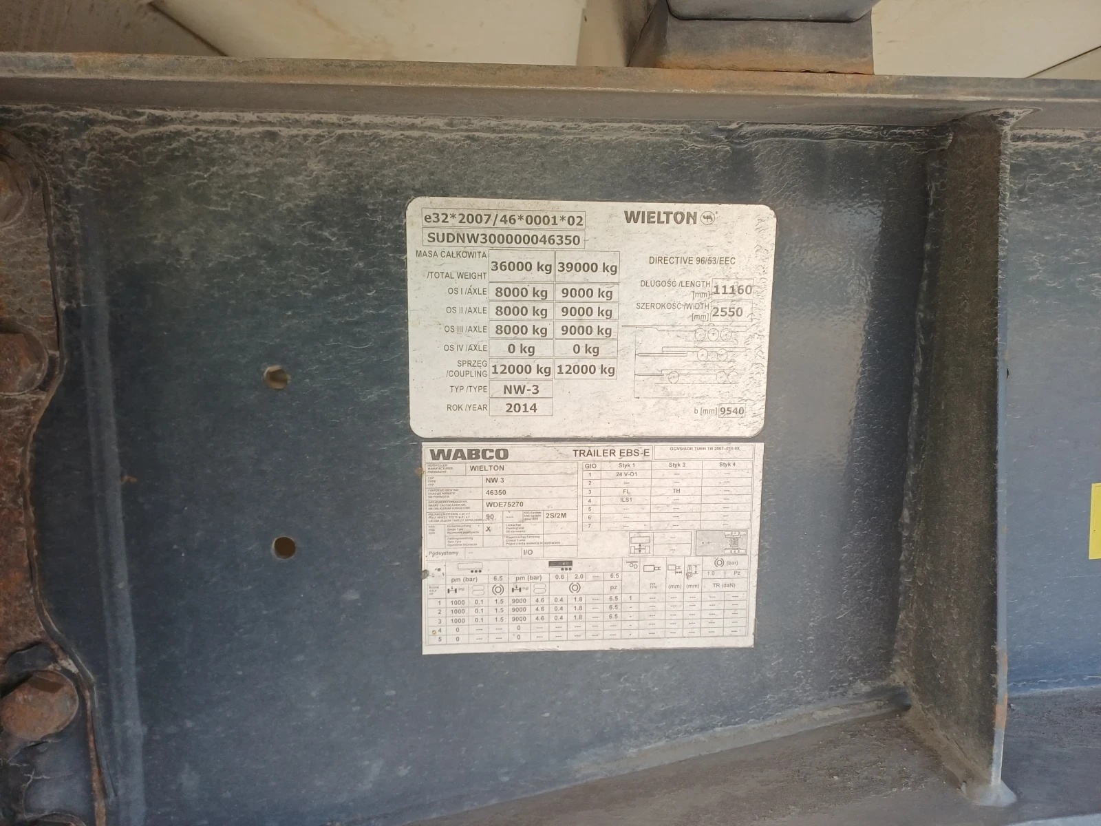 За камион Wielton, снимка 16 - Ремаркета - 54218890