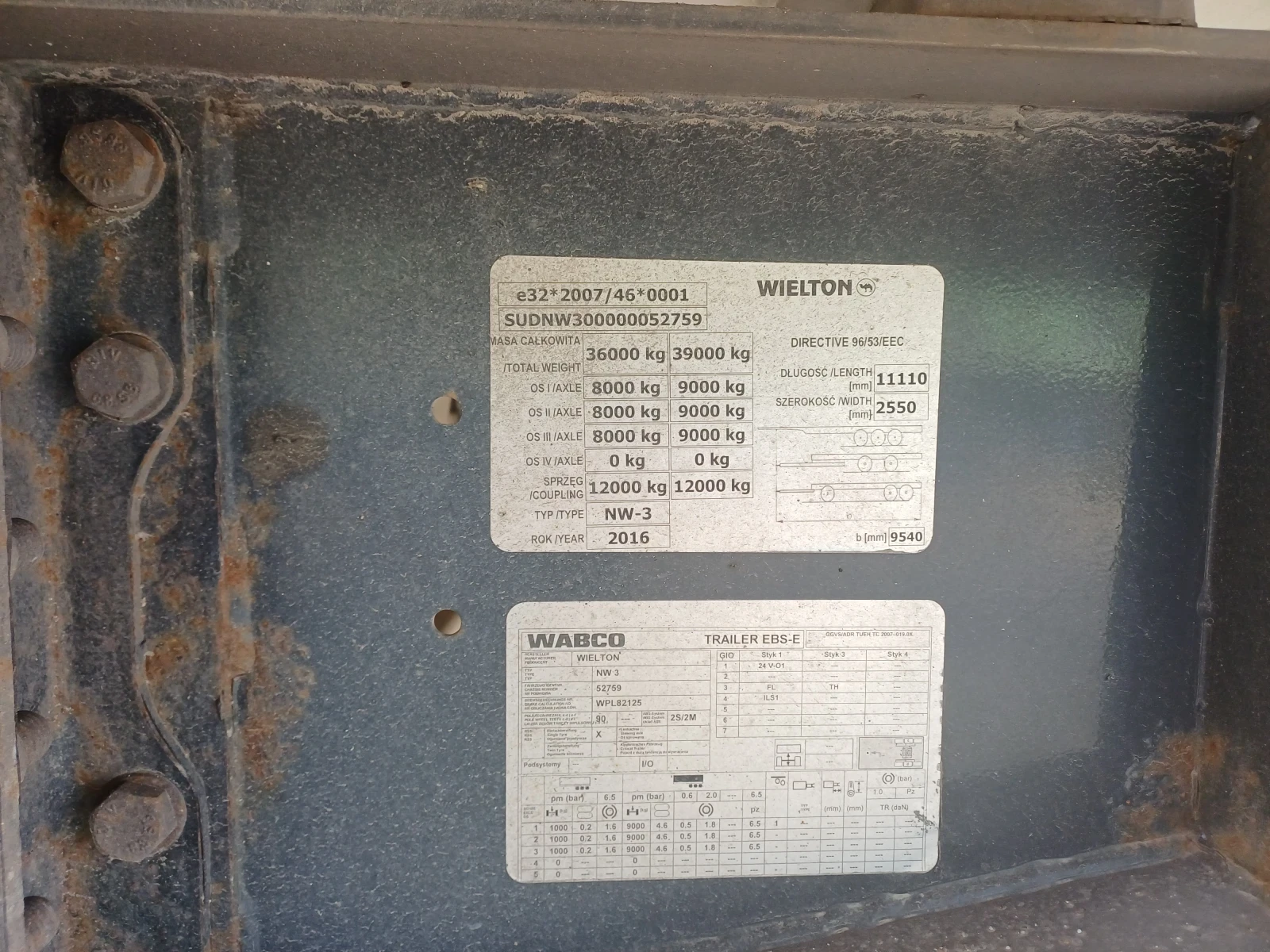 За камион Wielton, снимка 14 - Ремаркета - 54218890