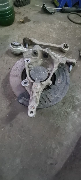 Шенкел за Шевролет Камаро , снимка 3