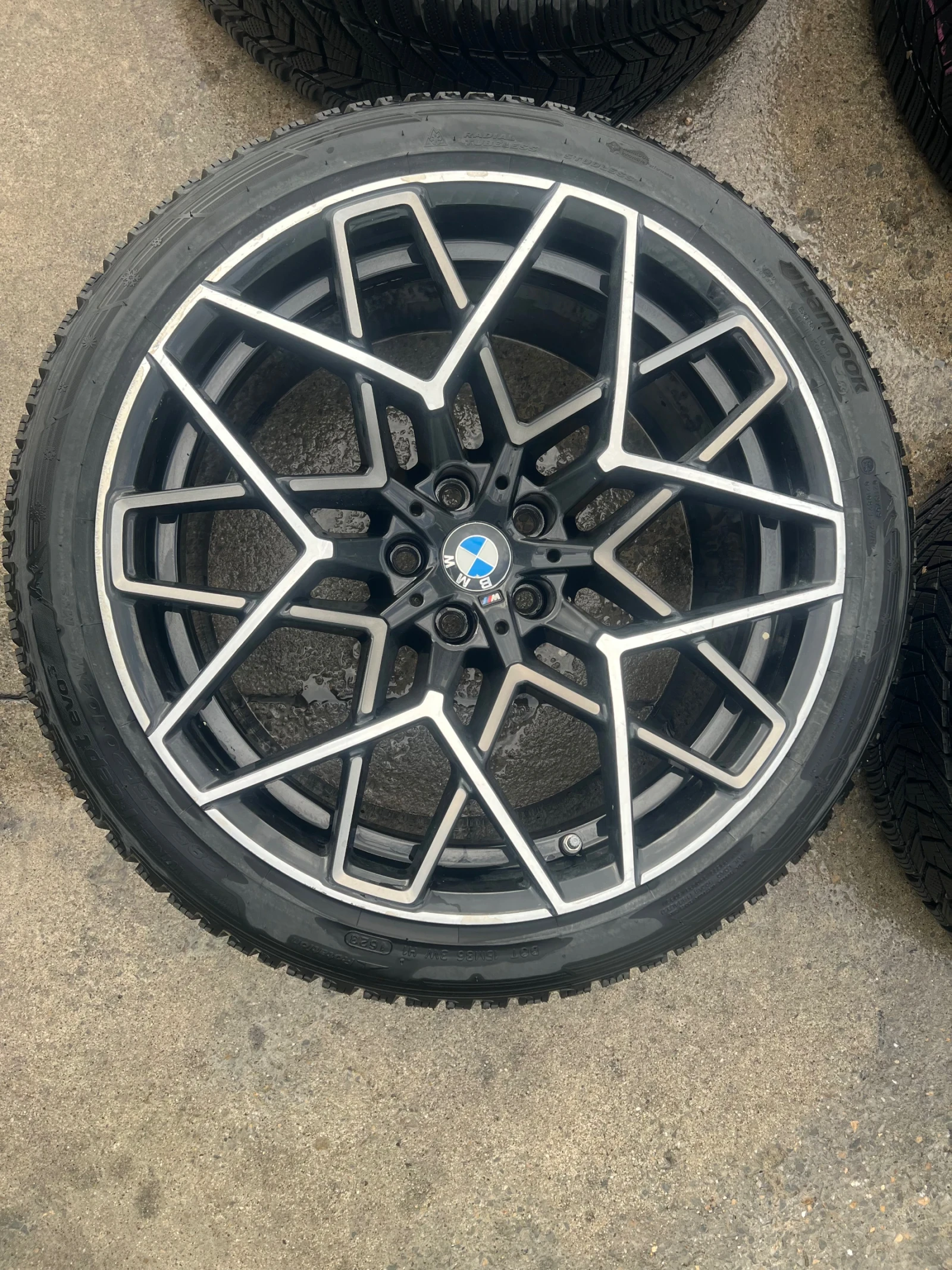 ���� � ������ 275/35R20 �� BMW M8 | Mobile.bg � ����������� 2