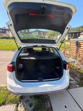VW Passat 2.0 TDI 190К.С. FACELIFT 4Х4 IQ-MATRIX, снимка 6
