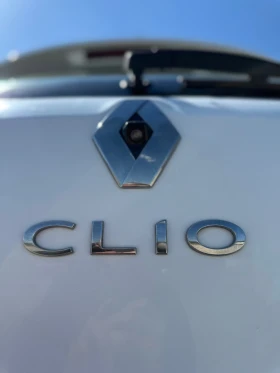 Renault Clio -FULL LED* Camera, Navi, Premium Audio, Moschino, снимка 11