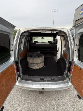 VW Caddy 2.0TDI /// ПЕРФЕКТЕН ///, снимка 10