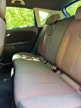 Seat Leon 1.6 102к.с Газ. Инжек, снимка 11 - Автомобили и джипове - 45686126