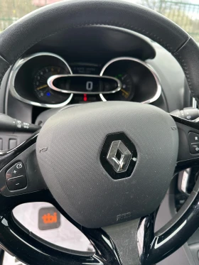 Renault Clio 1.2 i - 3900 € / 7627.74 лв. - 92401232 8