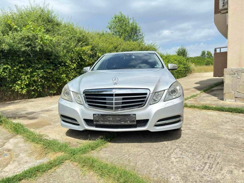 Mercedes-Benz E 350 CDI Avantgarde, снимка 2 - Автомобили и джипове - 46297560