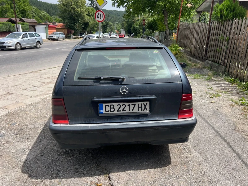 Mercedes-Benz C 200 Kompresor, снимка 4 - Автомобили и джипове - 47023487