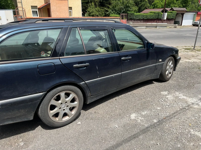 Mercedes-Benz C 200 Kompresor, снимка 5 - Автомобили и джипове - 47023487