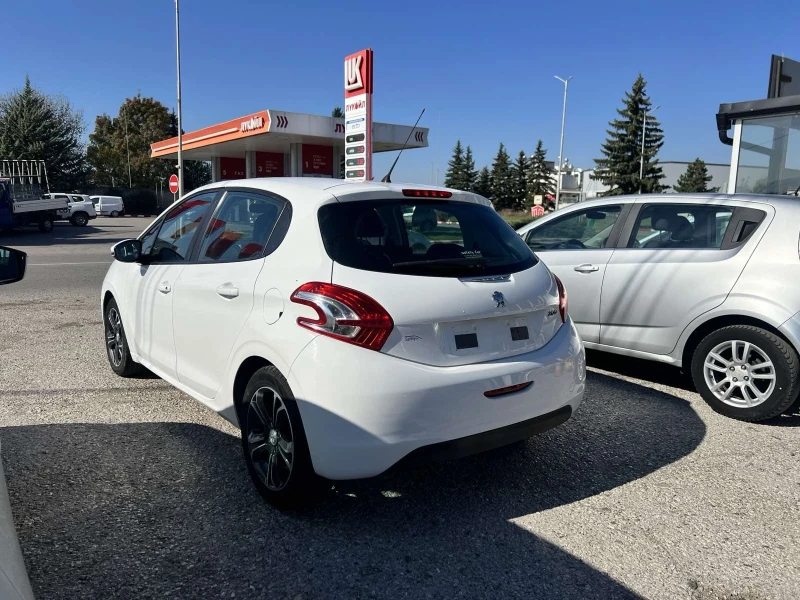 Peugeot 208 1.4HDI EVRO5B, снимка 5 - Автомобили и джипове - 47629592