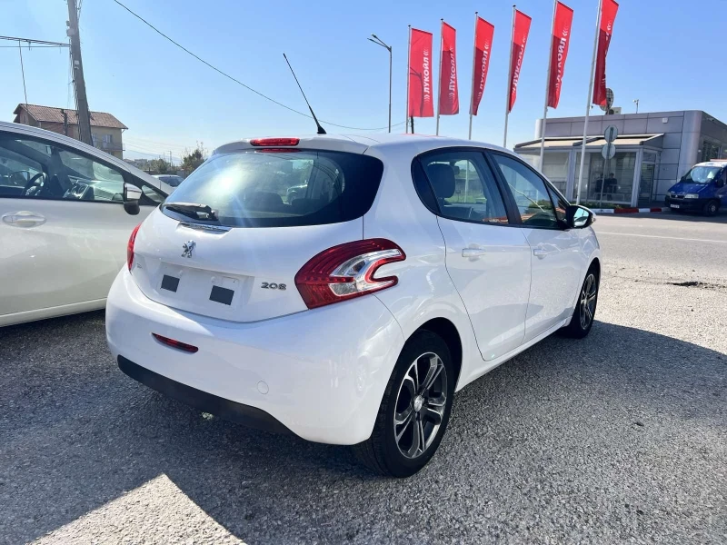 Peugeot 208 1.4HDI EVRO5B, снимка 7 - Автомобили и джипове - 47629592