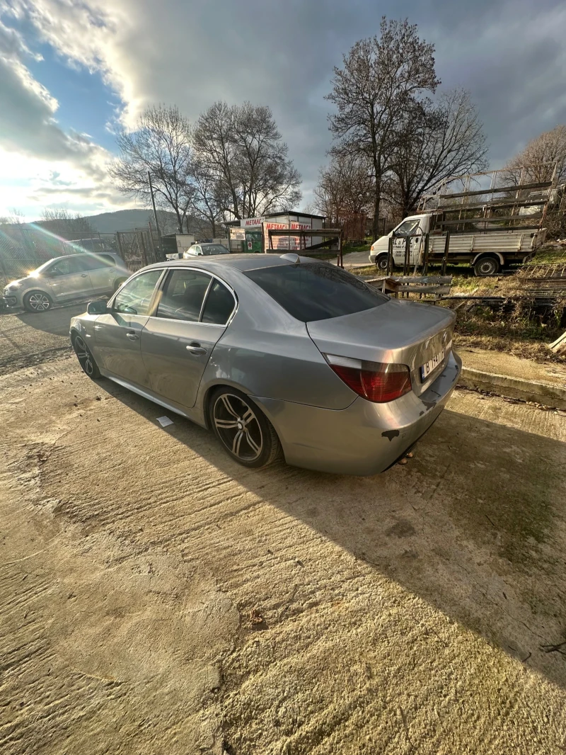 BMW 530 D, снимка 5 - Автомобили и джипове - 49548380