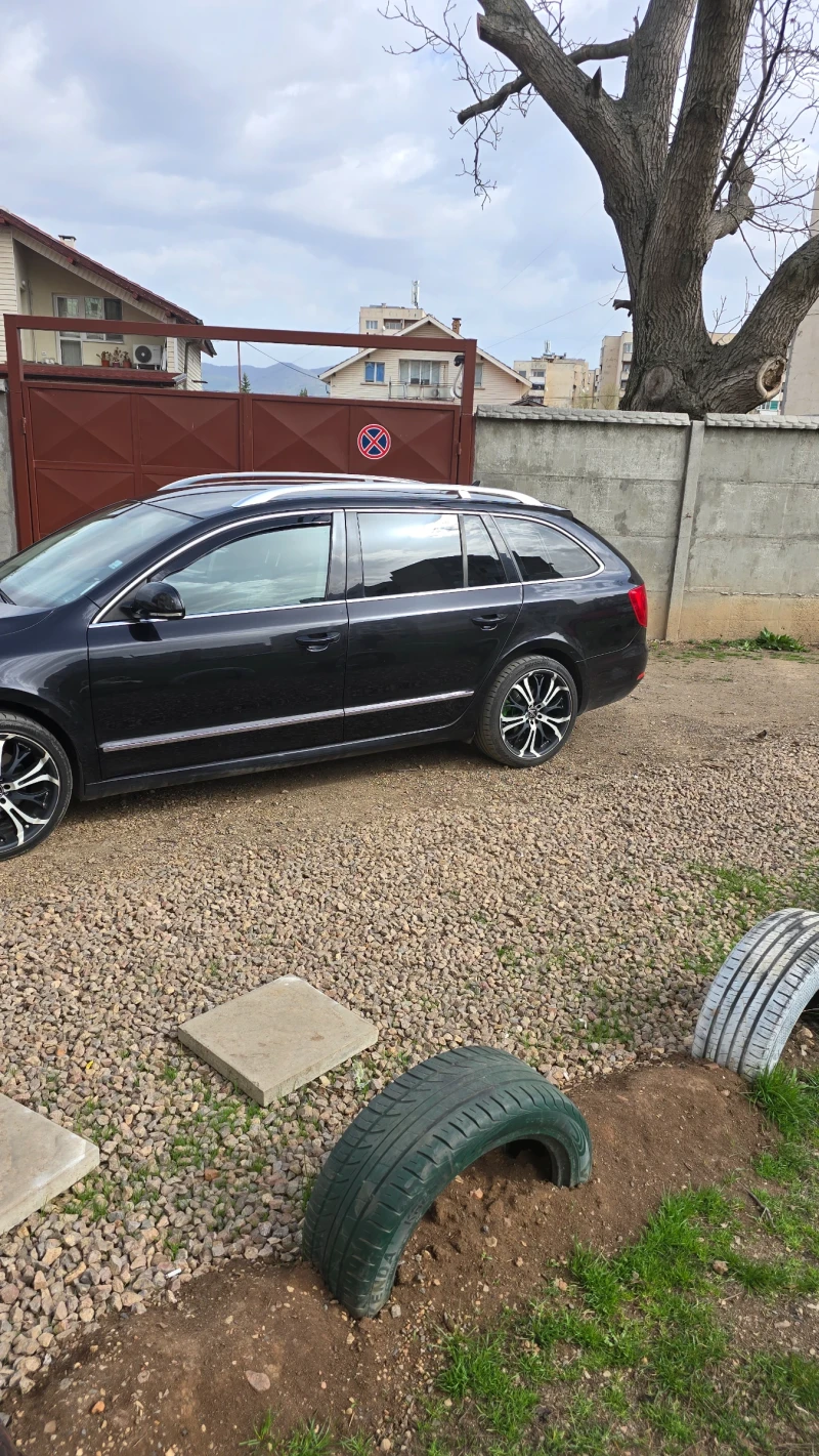 Skoda Superb, снимка 8 - Автомобили и джипове - 49513157