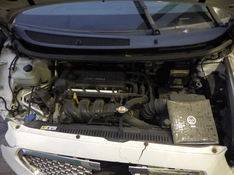 Kia Venga 1.4, снимка 2 - Автомобили и джипове - 50930066