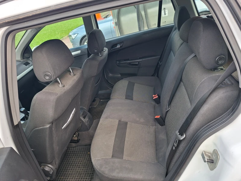 Opel Astra Н - 2.0 Турбо 200 к.с., снимка 12 - Автомобили и джипове - 52592072