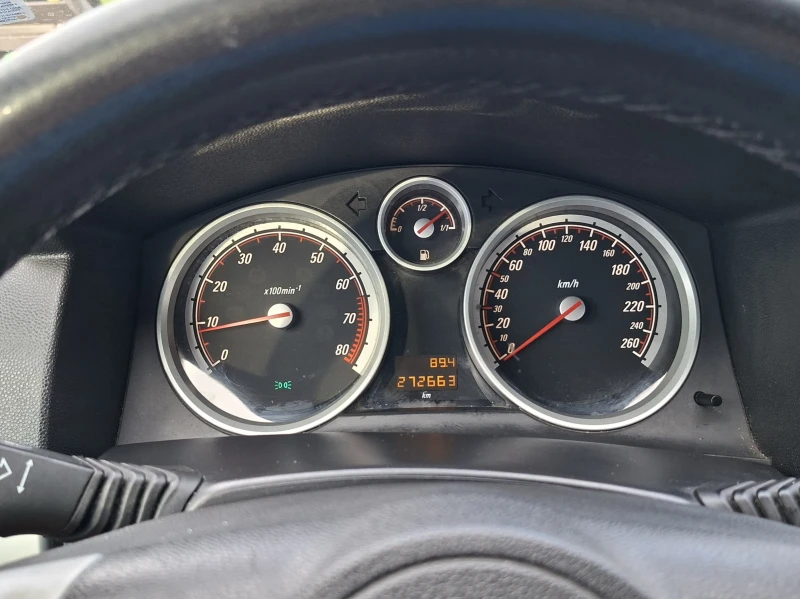 Opel Astra Н - 2.0 Турбо 200 к.с., снимка 5 - Автомобили и джипове - 52592072