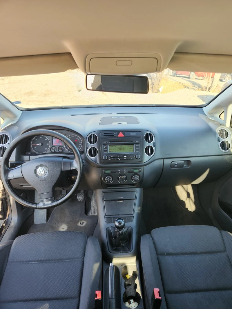 VW Golf Plus 2.0TDI, снимка 7 - Автомобили и джипове - 53161533
