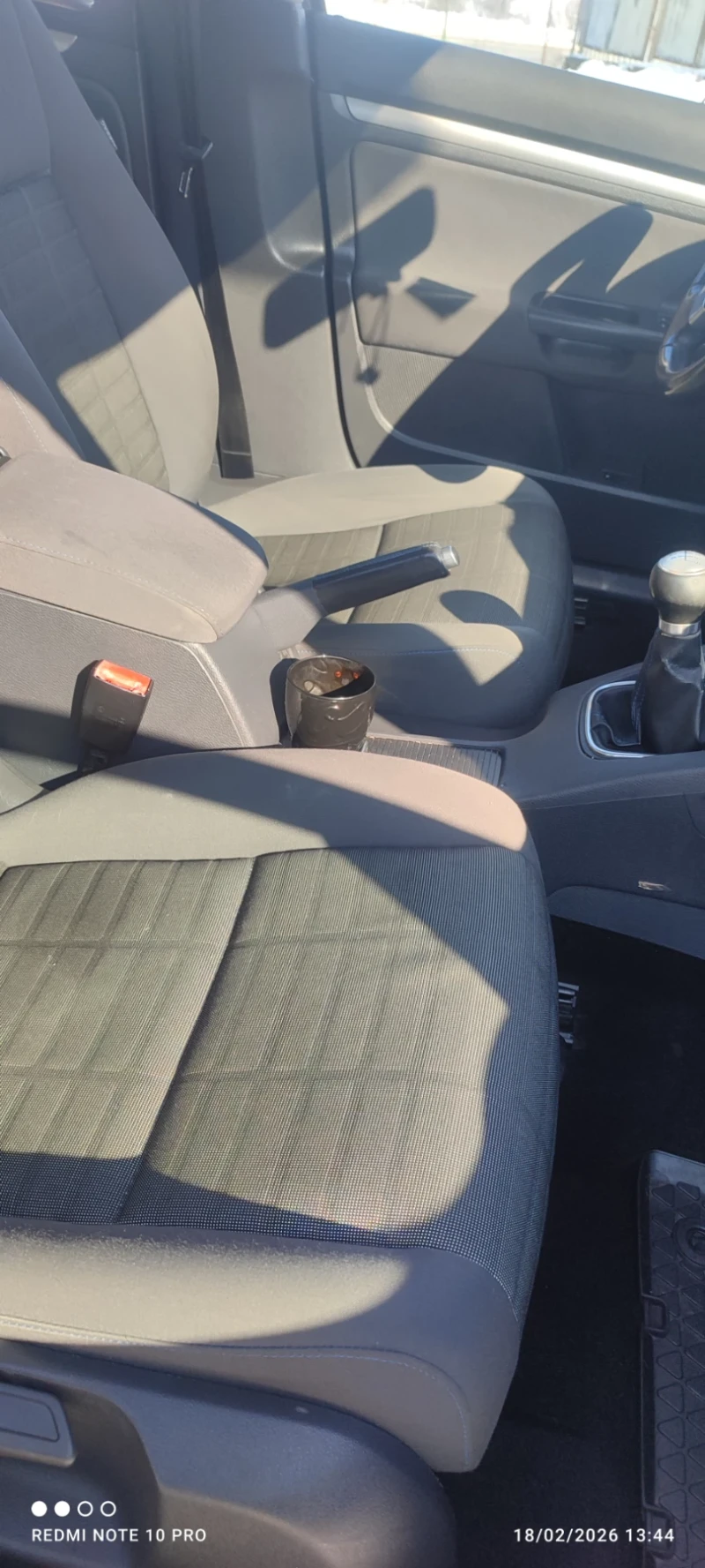 VW Golf 1.9TDI 105к.с, снимка 11 - Автомобили и джипове - 53523757