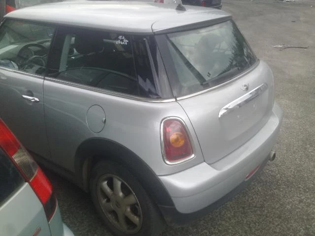 Mini Cooper 1.4/1.6 VTi /1.6D, снимка 10 - Автомобили и джипове - 48320102