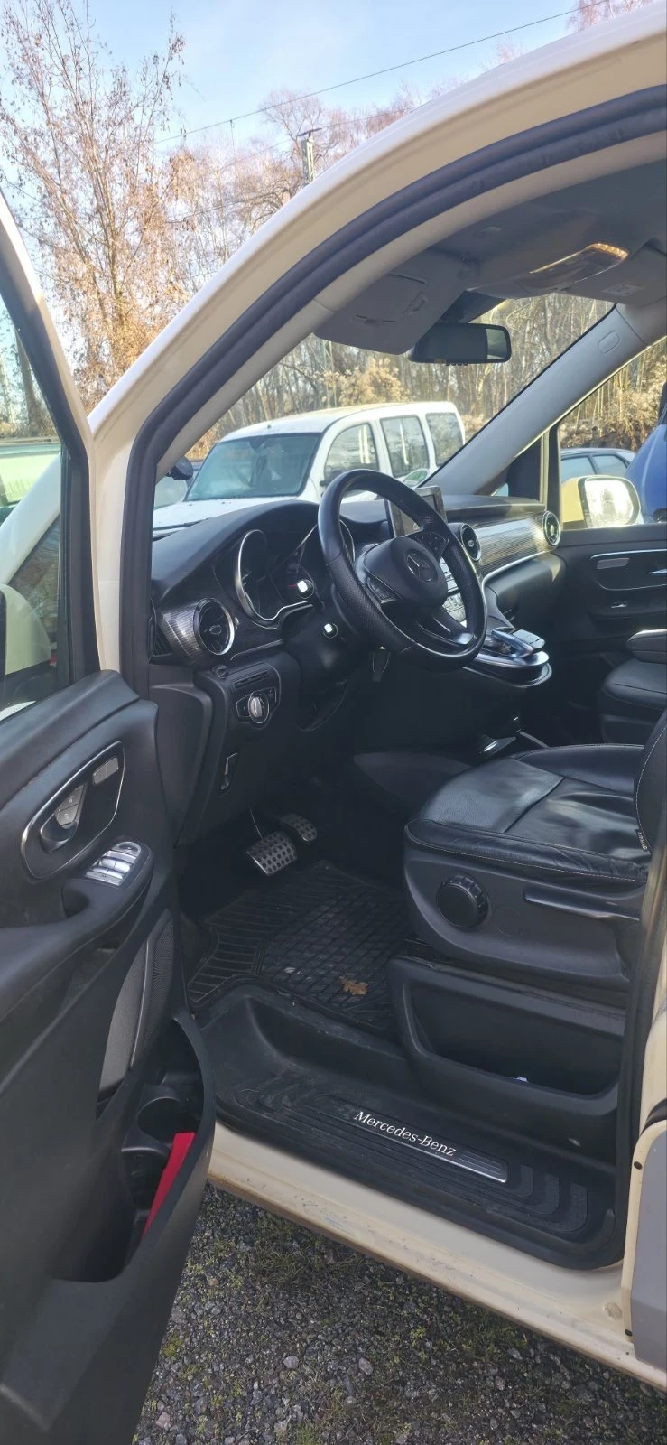 Mercedes-Benz V 300 Long, снимка 11 - Автомобили и джипове - 52852466