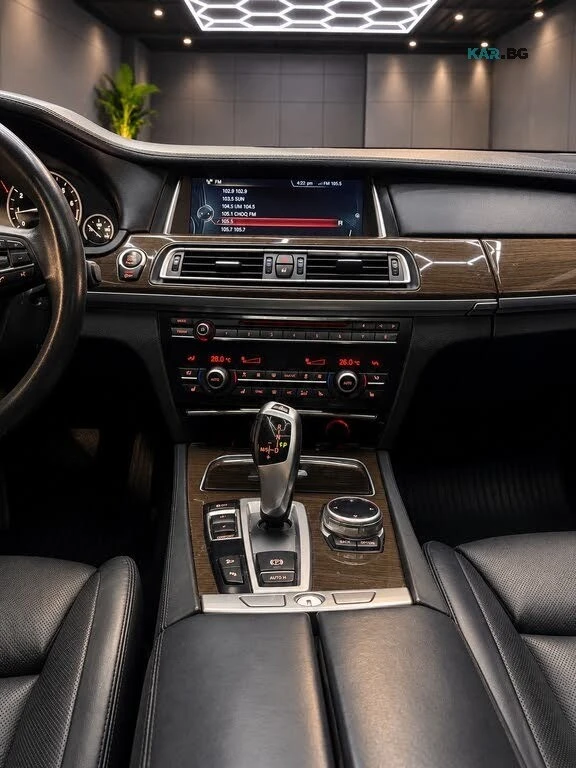BMW 750 xDrive * ���������� * (���� �� ��) | Mobile.bg � ����������� 10