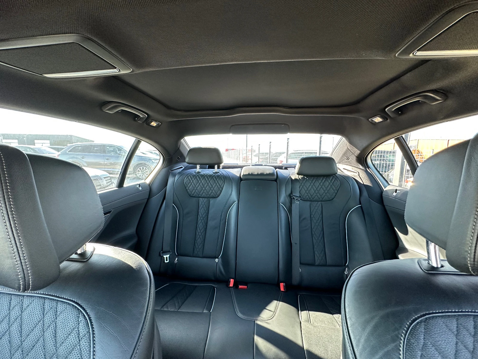 BMW 750 Li* Full* M-Pack* X-Drive* 2019*  | Mobile.bg — изображение 11