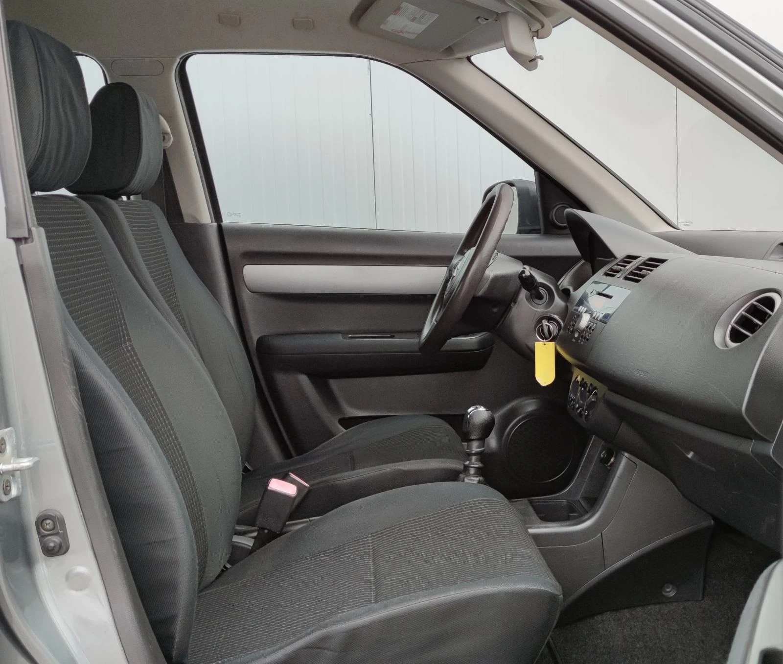 Suzuki Swift 1.3DDIS | Mobile.bg   13