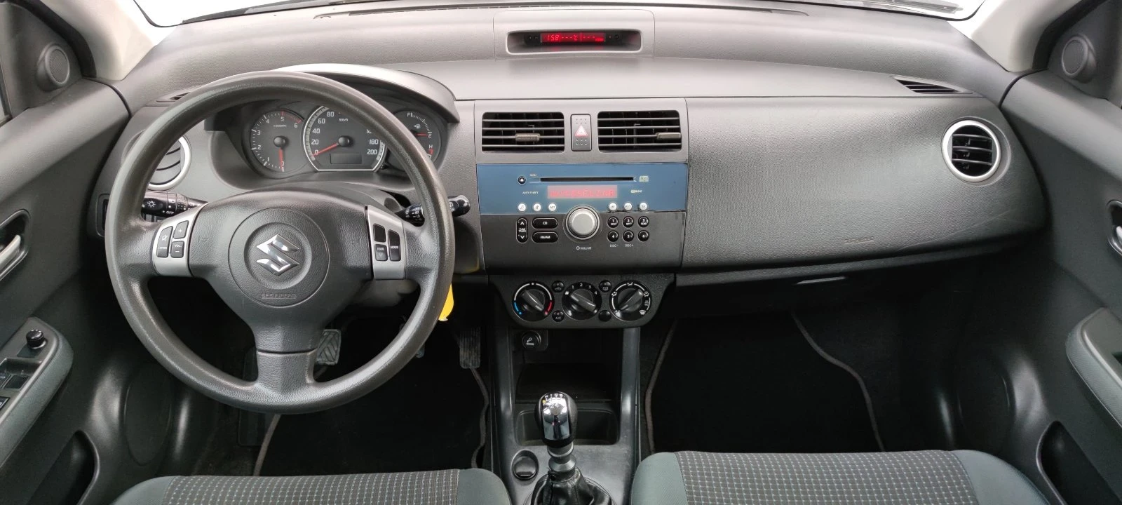 Suzuki Swift 1.3DDIS | Mobile.bg   11